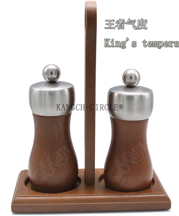 Pepper mill  