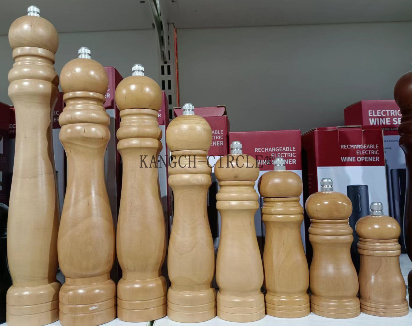 Pepper mill  